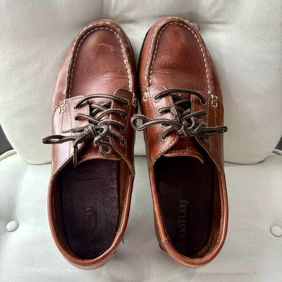 Eastland Women’s Tan Leather Loafer - Picture 7 of 9